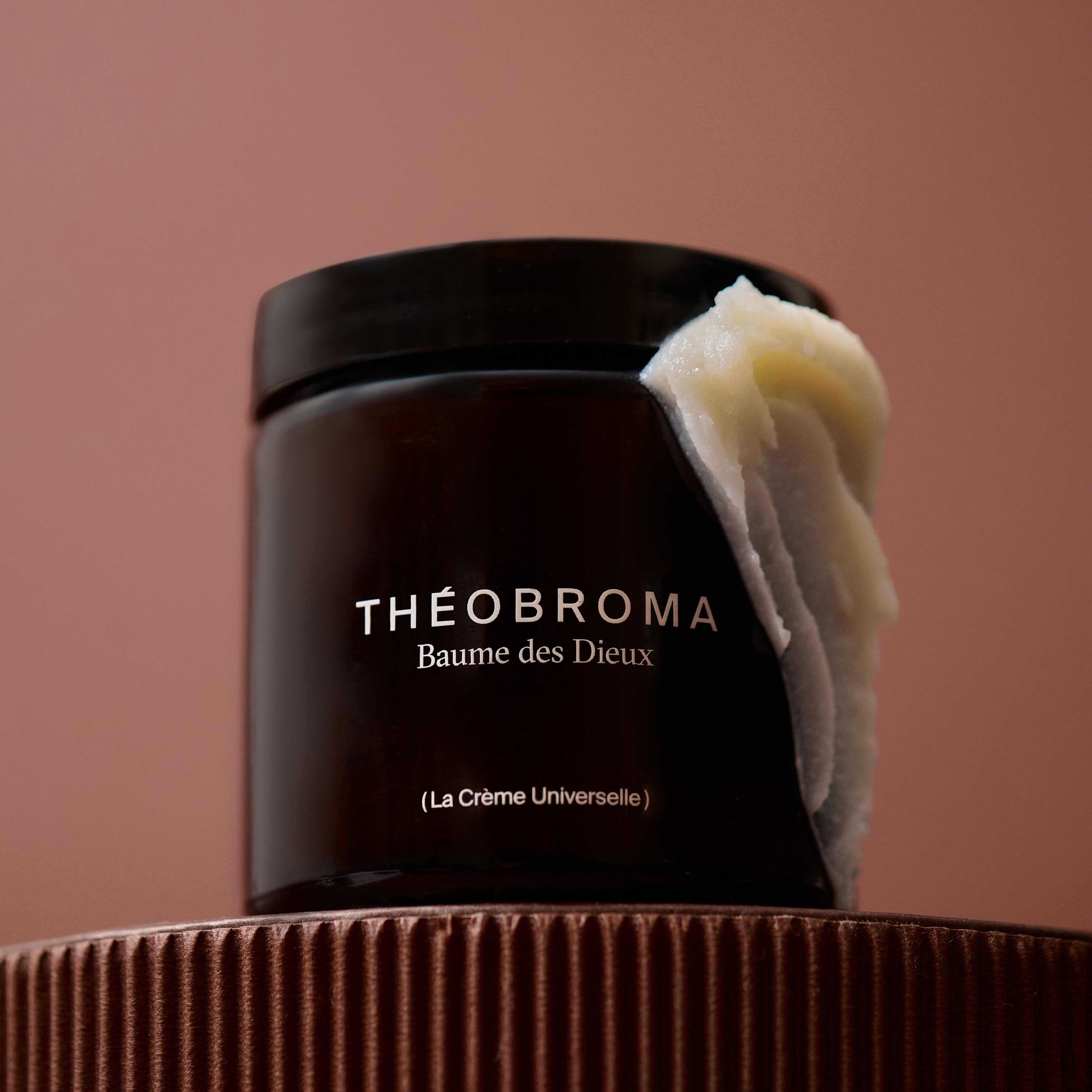Body Pouch (Scrub + Universal Cream)